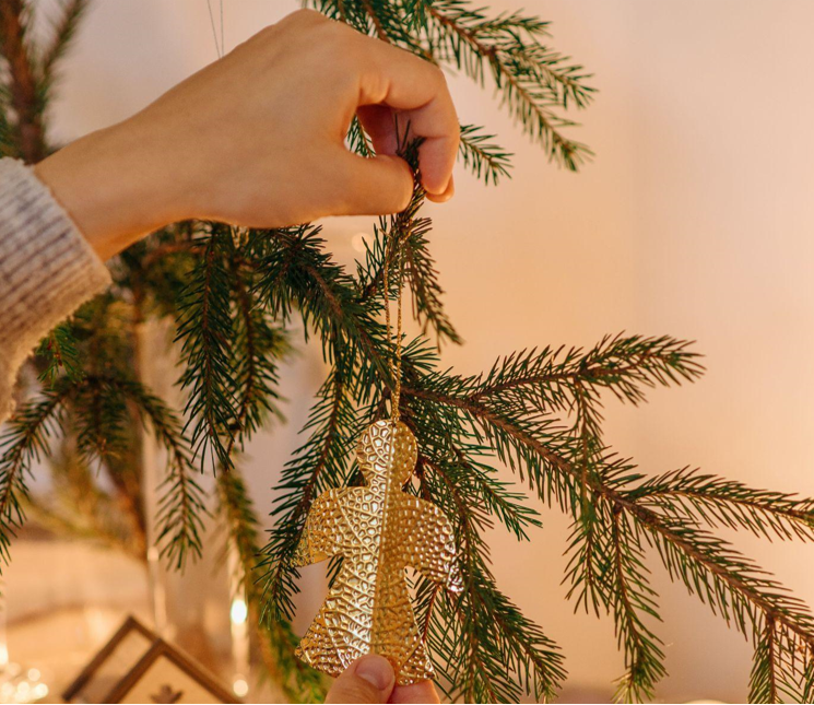 Time for Self-Care: Upgrade Your Holidays With Artificial Christmas Trees and Spa Treatments